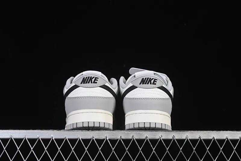 All categories Nk SB Dunk series Nk SB Dunk Low low-top sneakers Nike SB Dunk Low white, black and gray low-top casual sneakers IB3079-101